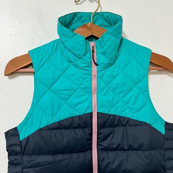 FlyFlow Womens Laurel Down Packable Puffer Vest Size XS Outdoor Gorpcore Travel - Picture 4 of 13